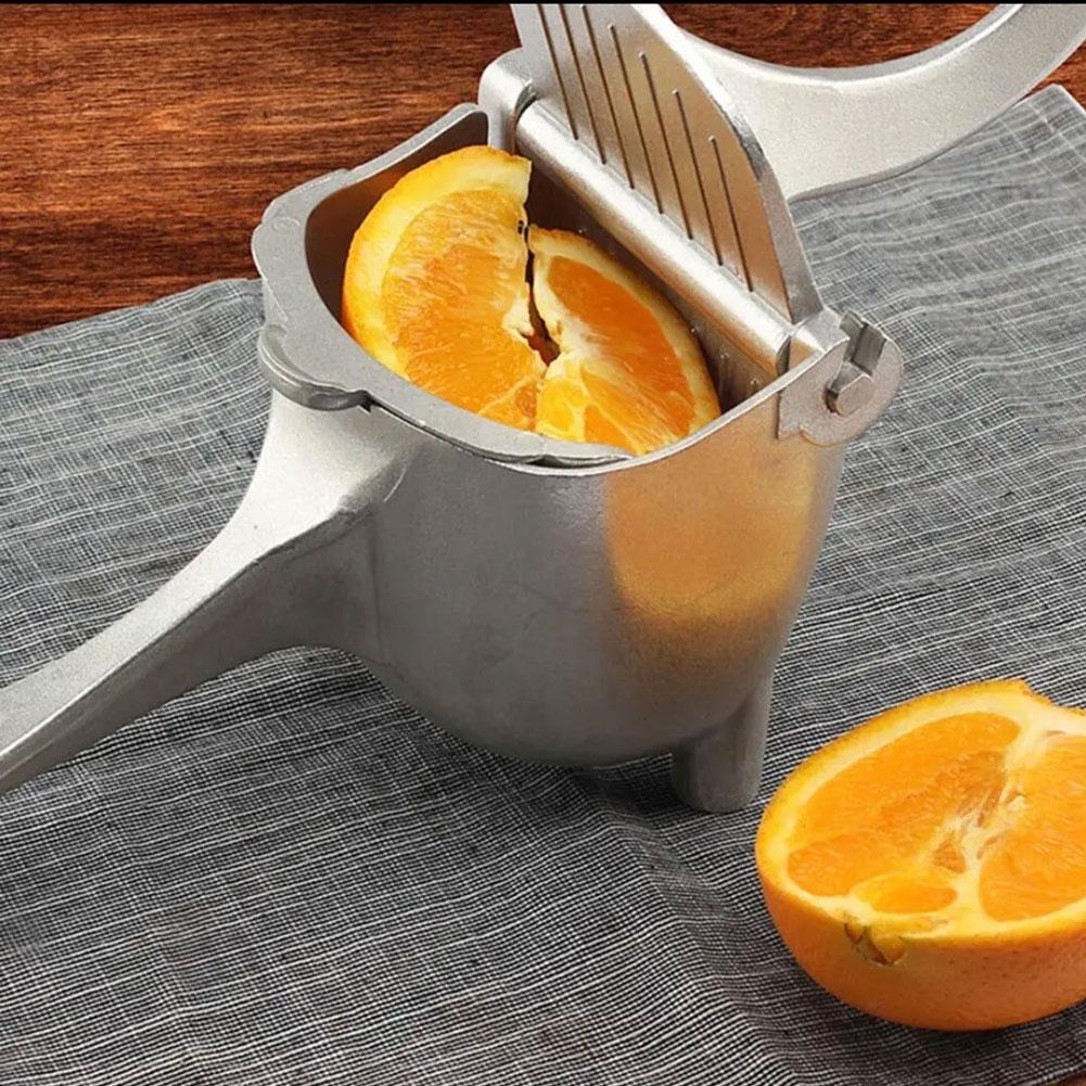 Aluminiowa wyciskarka do cytry – Citrus Juicer Bar recenzja i cena